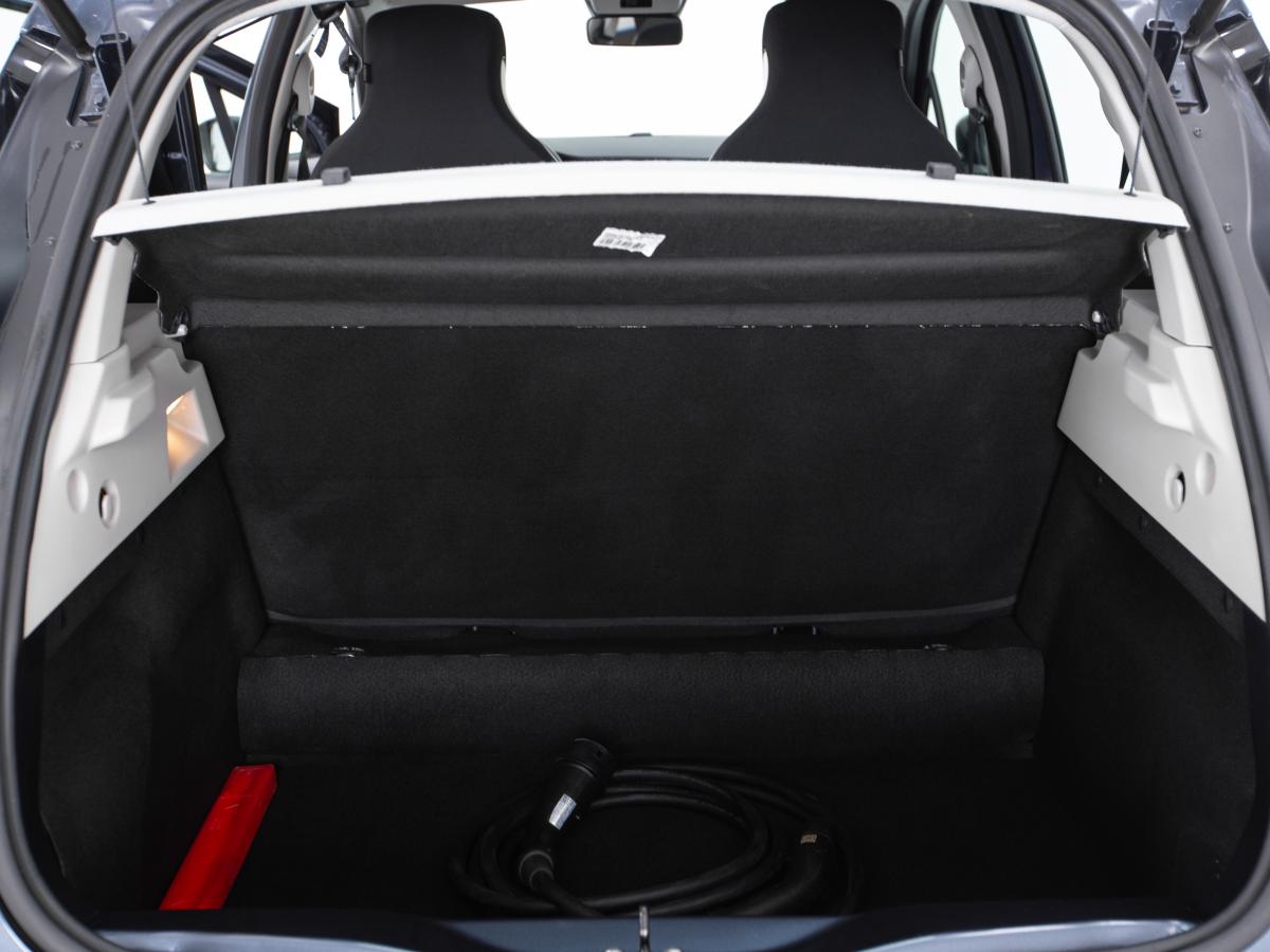 renault-zoe-2021-eletrico-0cc