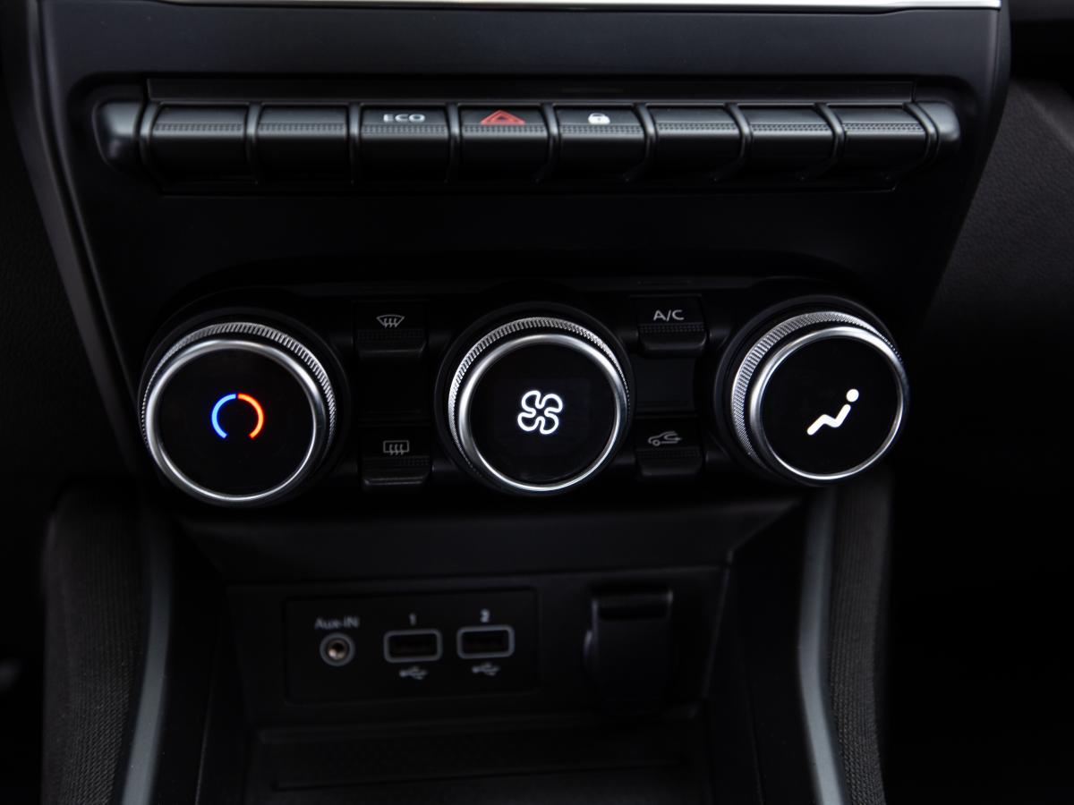 renault-zoe-2021-eletrico-0cc
