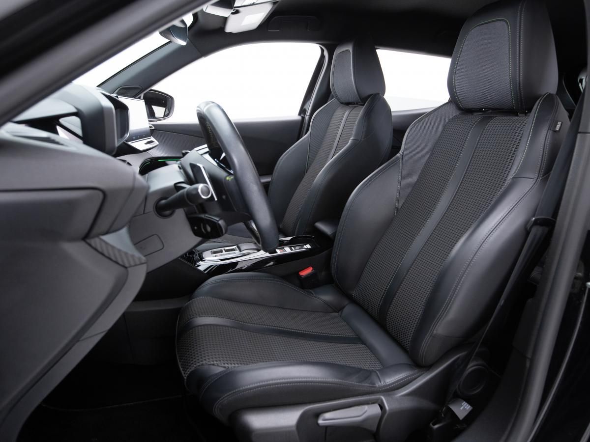peugeot-2008-2023-diesel-1499cc