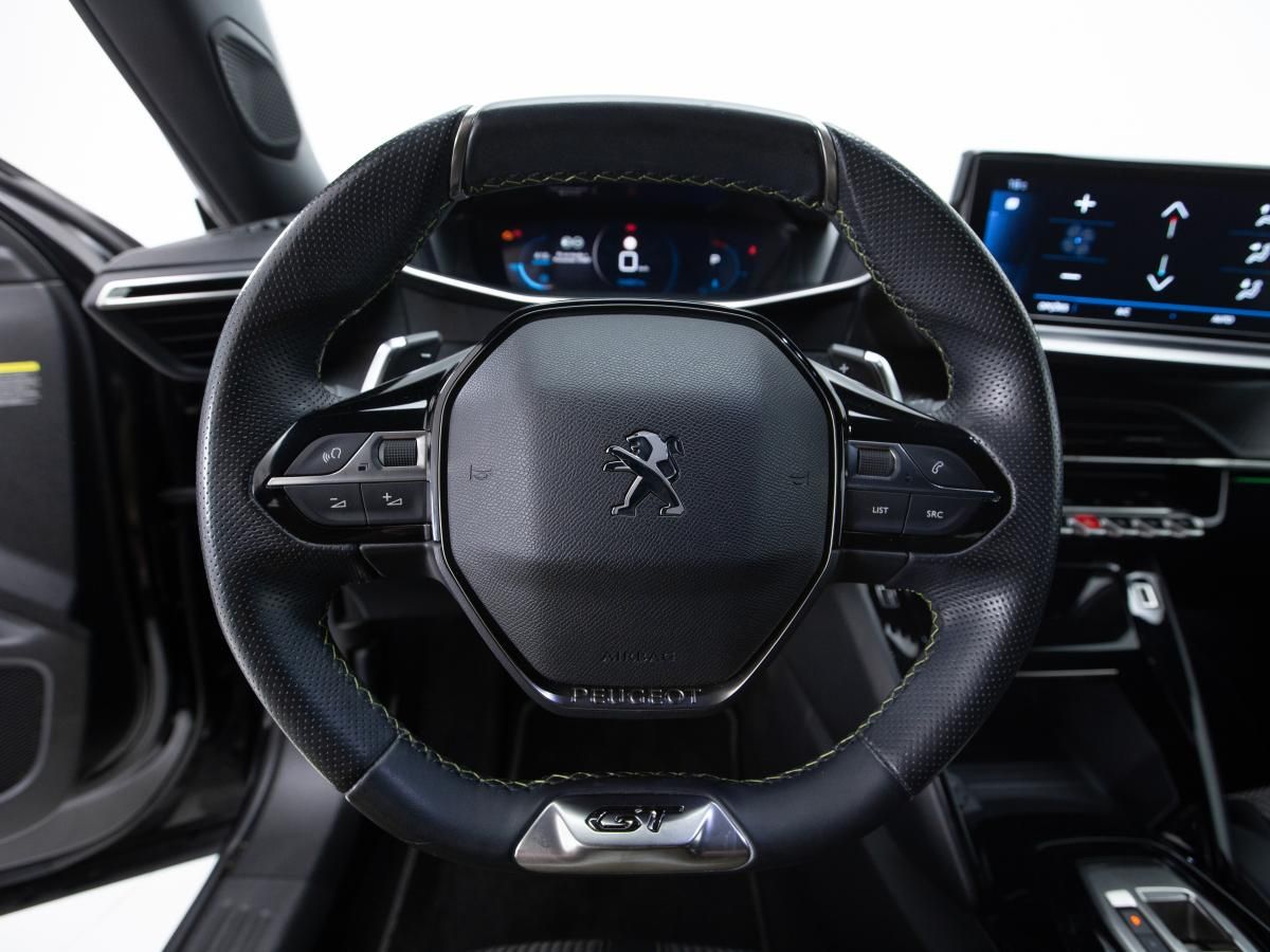 peugeot-2008-2023-diesel-1499cc
