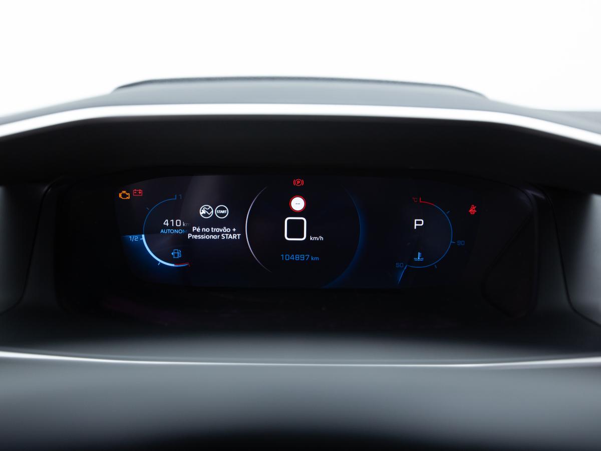 peugeot-2008-2023-diesel-1499cc