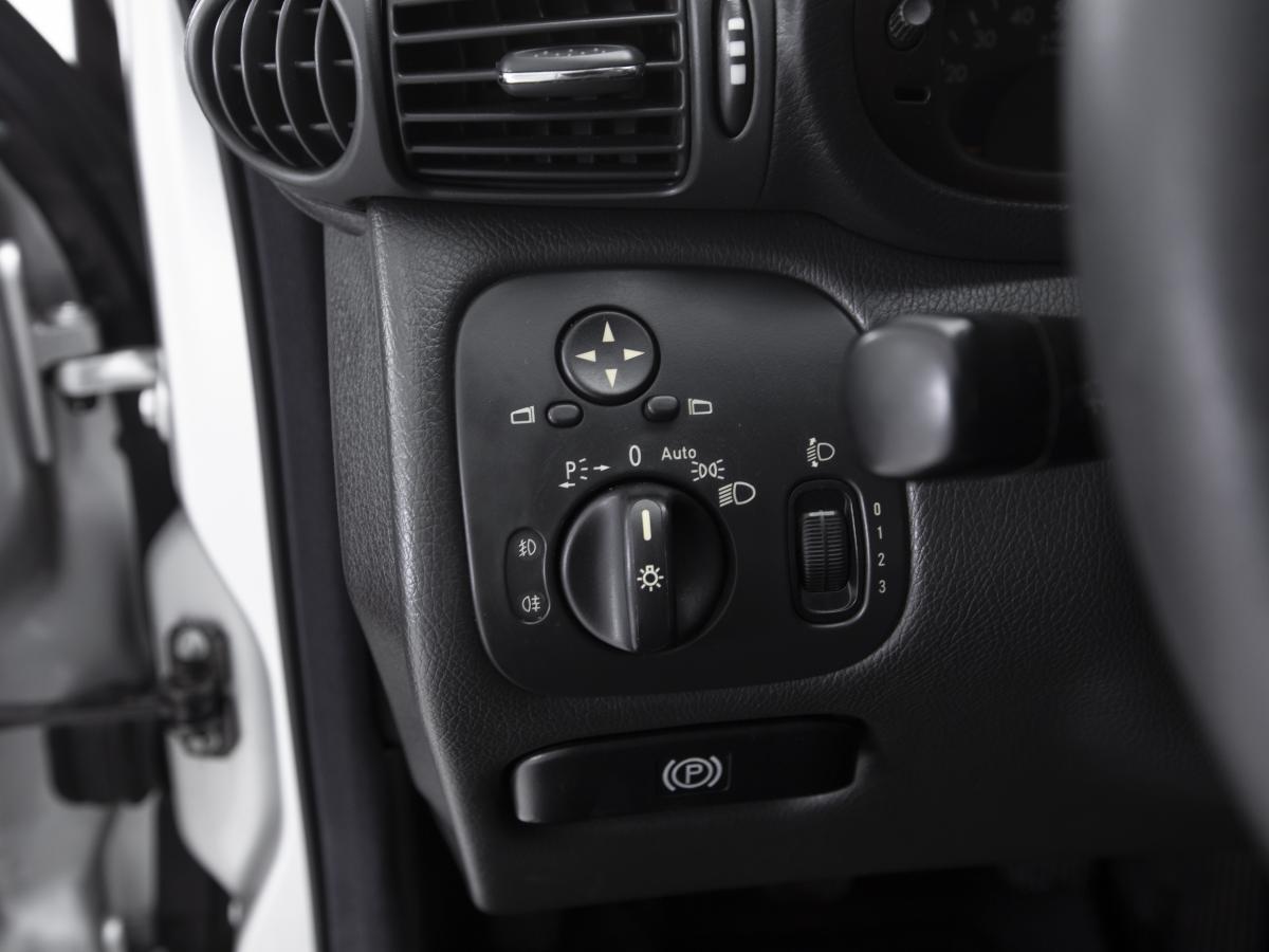 mercedes-benz-classe-c-2000-diesel-2148cc