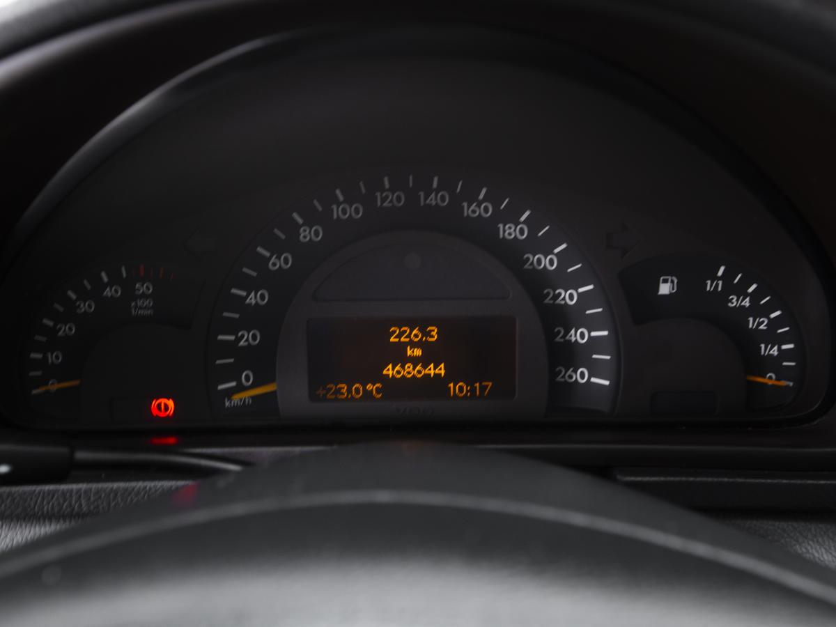 mercedes-benz-classe-c-2000-diesel-2148cc