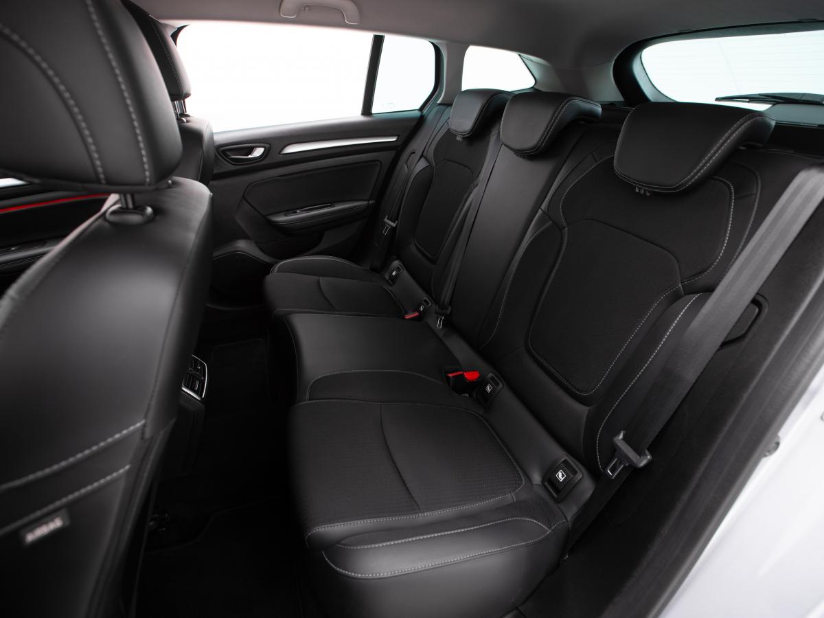 renault-megane-sport-tourer-2022-diesel-1461cc