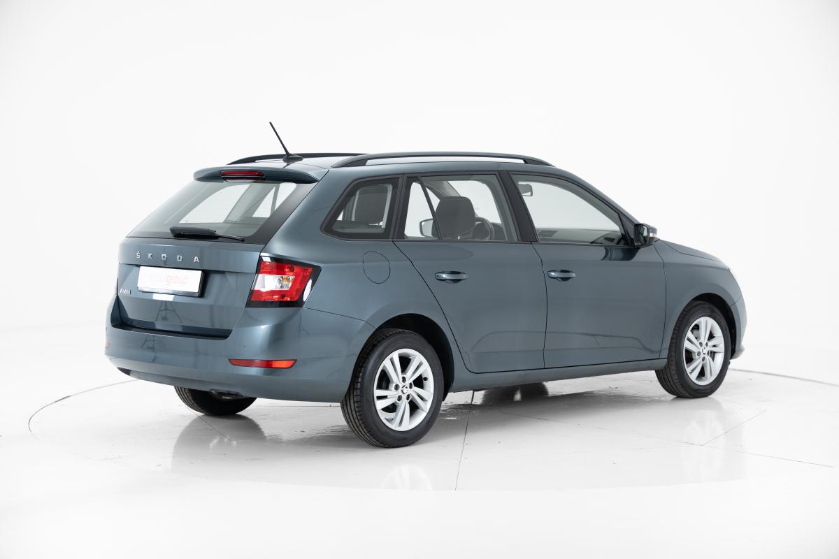 skoda-fabia-break-2021-gasolina-999cc