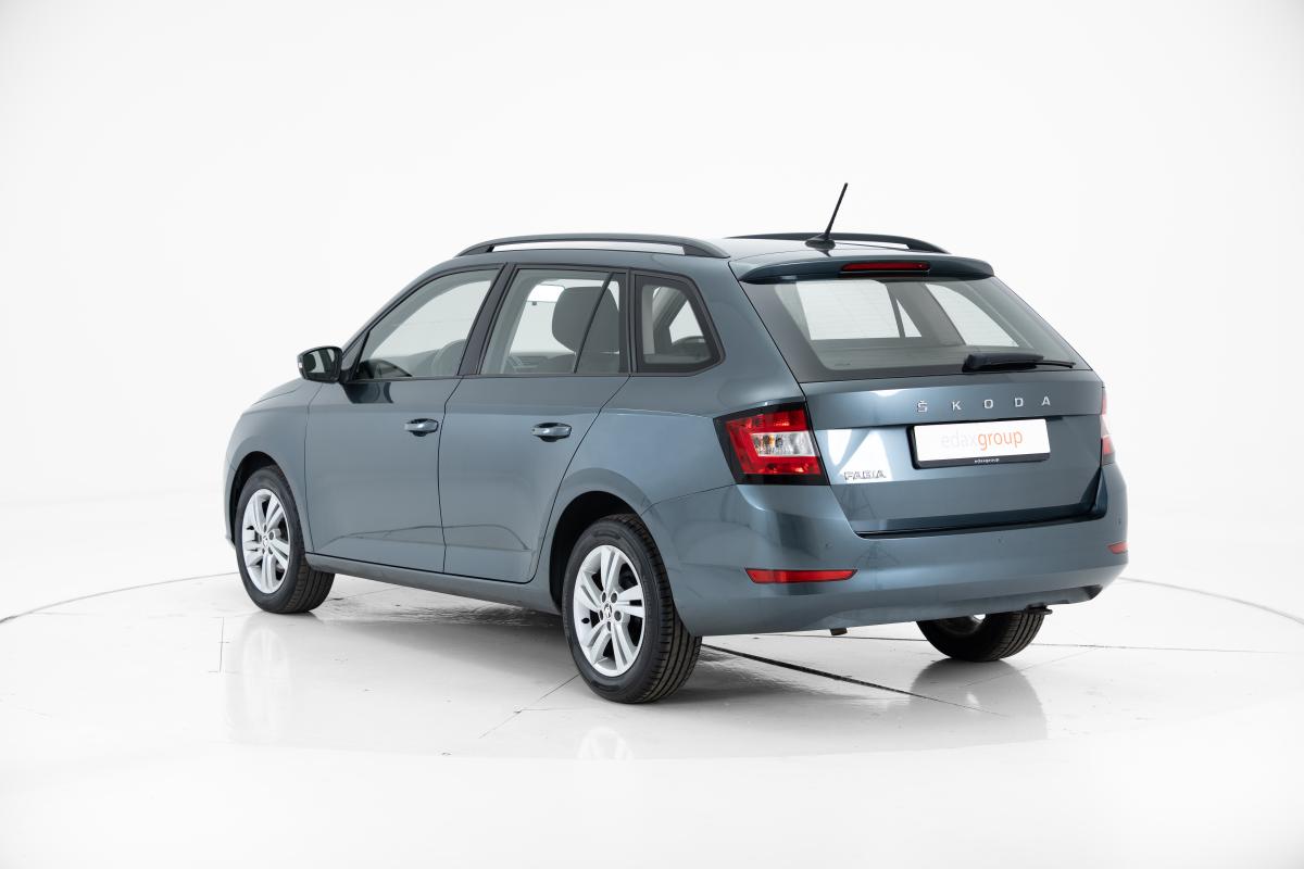 skoda-fabia-break-2021-gasolina-999cc