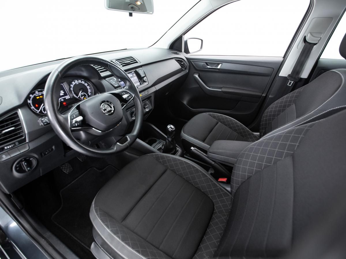 skoda-fabia-break-2021-gasolina-999cc