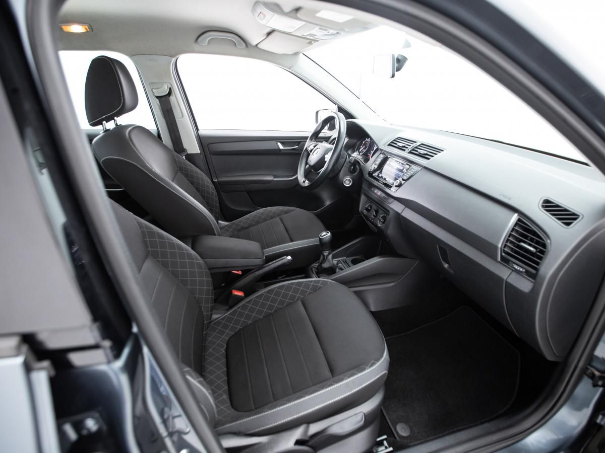 skoda-fabia-break-2021-gasolina-999cc