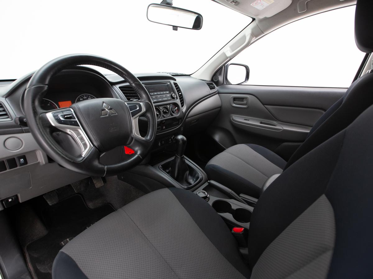 mitsubishi-l200-2019-diesel-2442cc