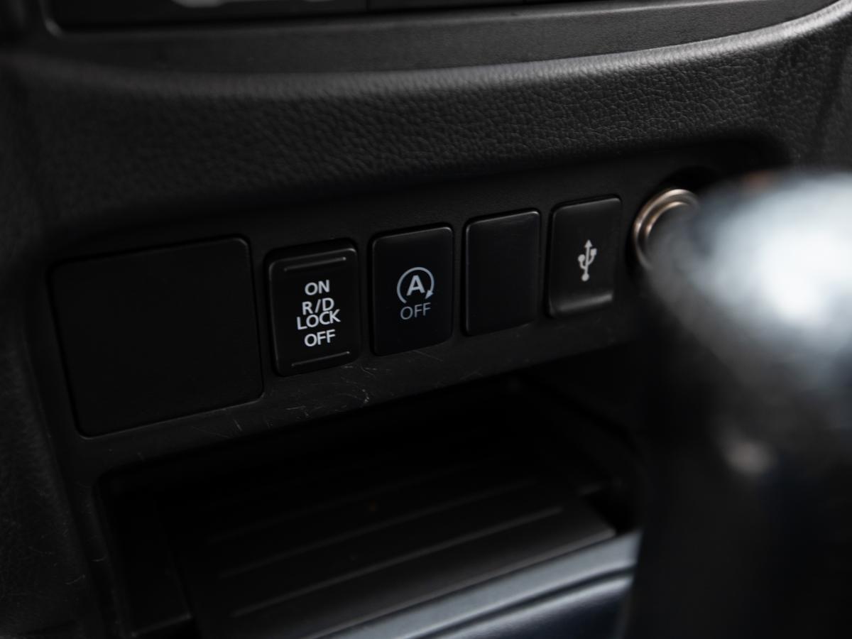 mitsubishi-l200-2019-diesel-2442cc