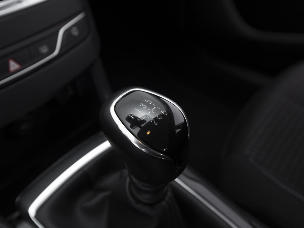 peugeot-308-2019-diesel-1499cc