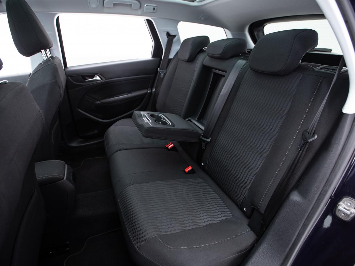 peugeot-308-sw-2016-diesel-1560cc
