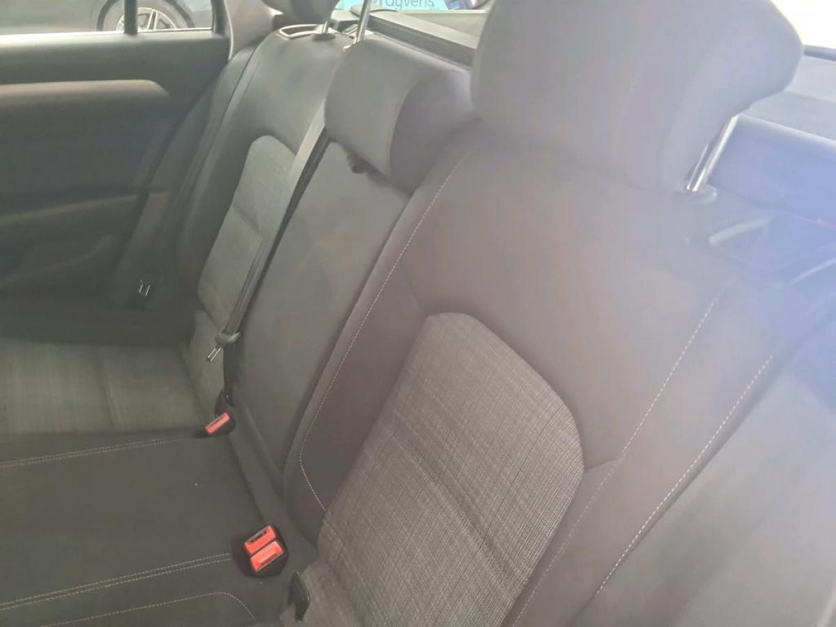 volkswagen-passat-variant-2022-diesel-1968cc