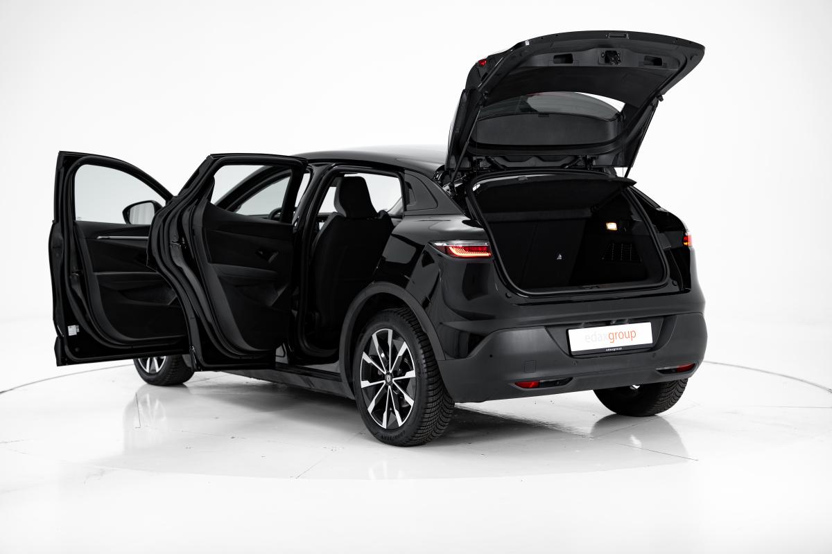renault-megane-e-tech-2023-eletrico-0cc