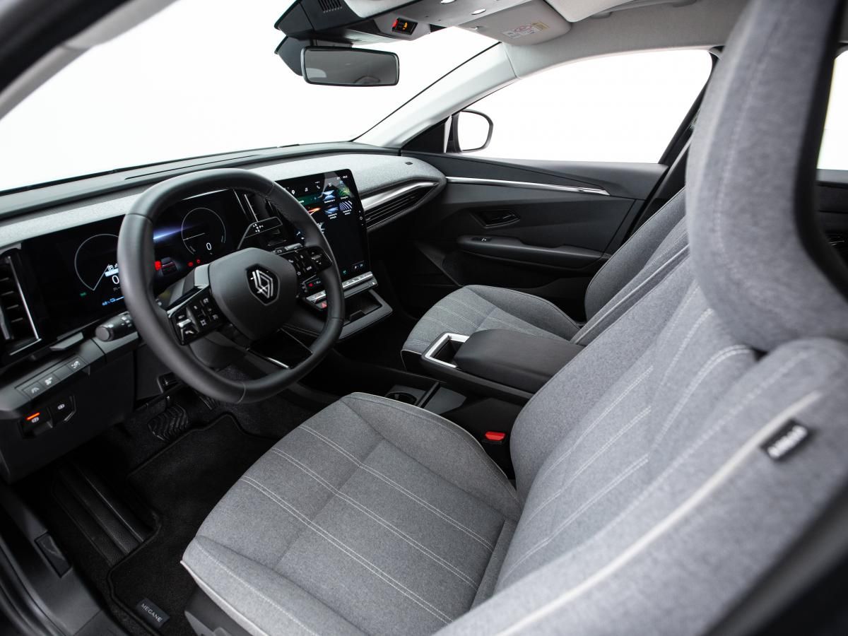 renault-megane-e-tech-2023-eletrico-0cc