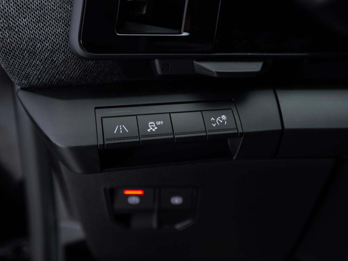 renault-megane-e-tech-2023-eletrico-0cc