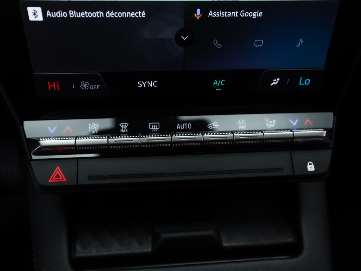 renault-megane-e-tech-2023-eletrico-0cc