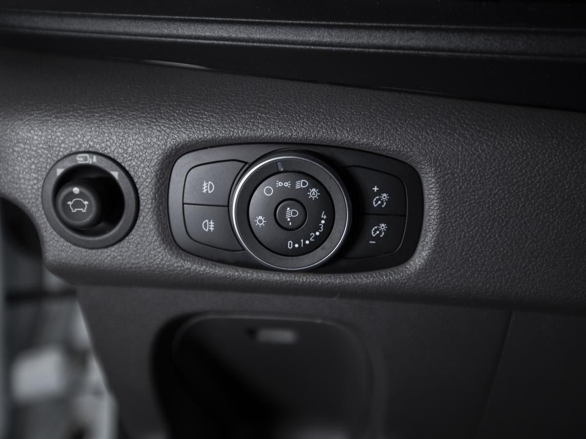 ford-transit-2024-diesel-1996cc