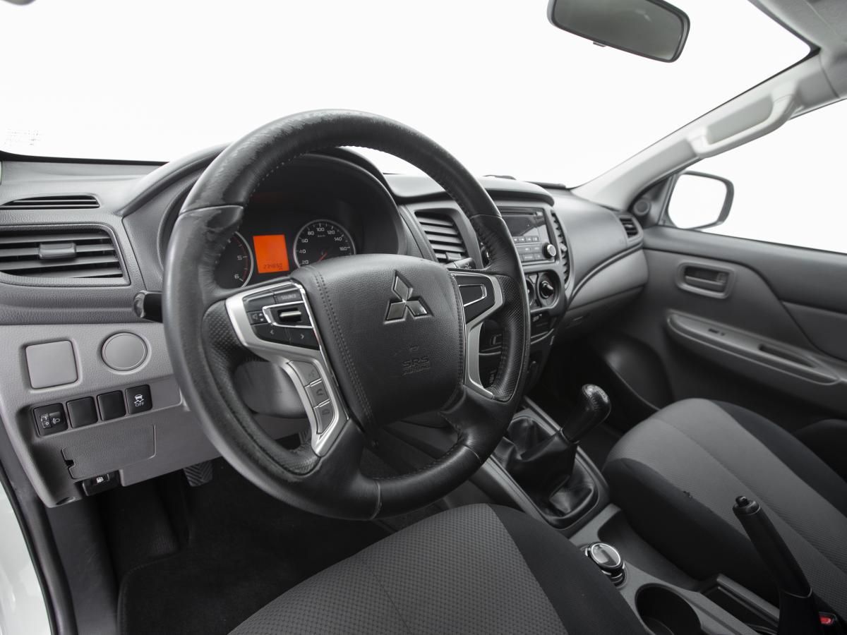mitsubishi-l200-2019-diesel-2442cc