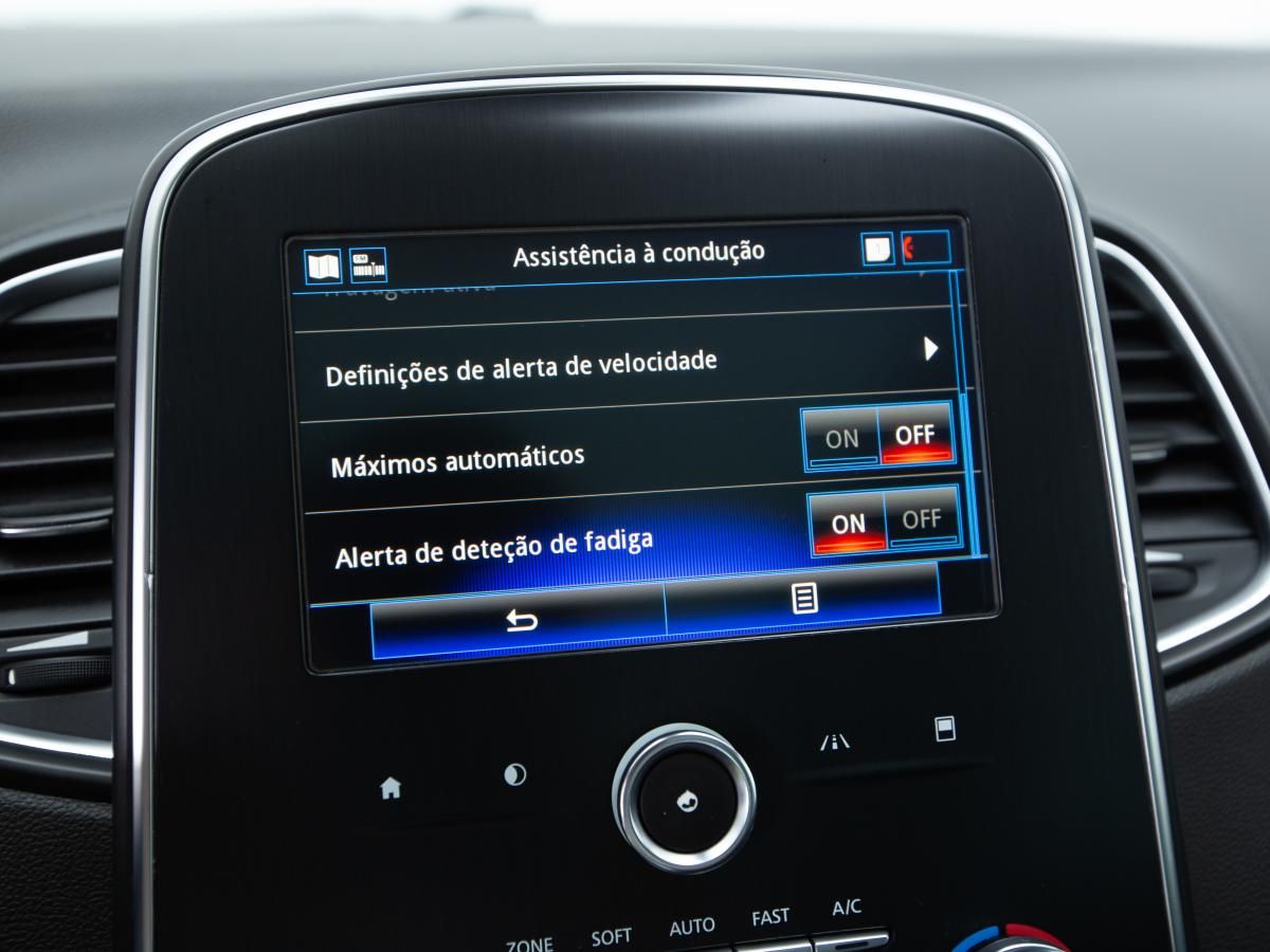 renault-scenic-2018-diesel-1461cc