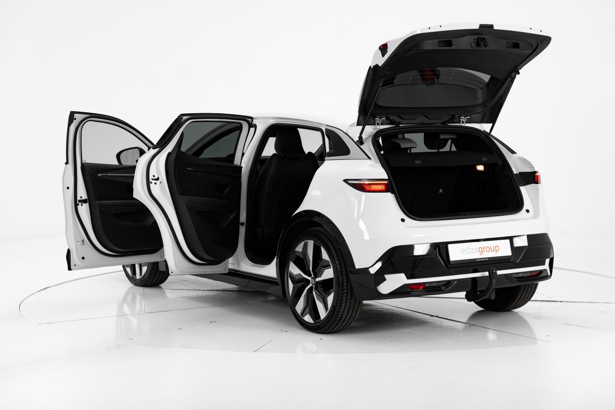 renault-megane-e-tech-2023-eletrico-0cc