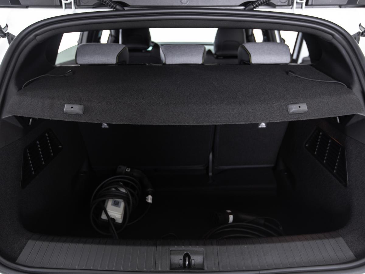 renault-megane-e-tech-2023-eletrico-0cc