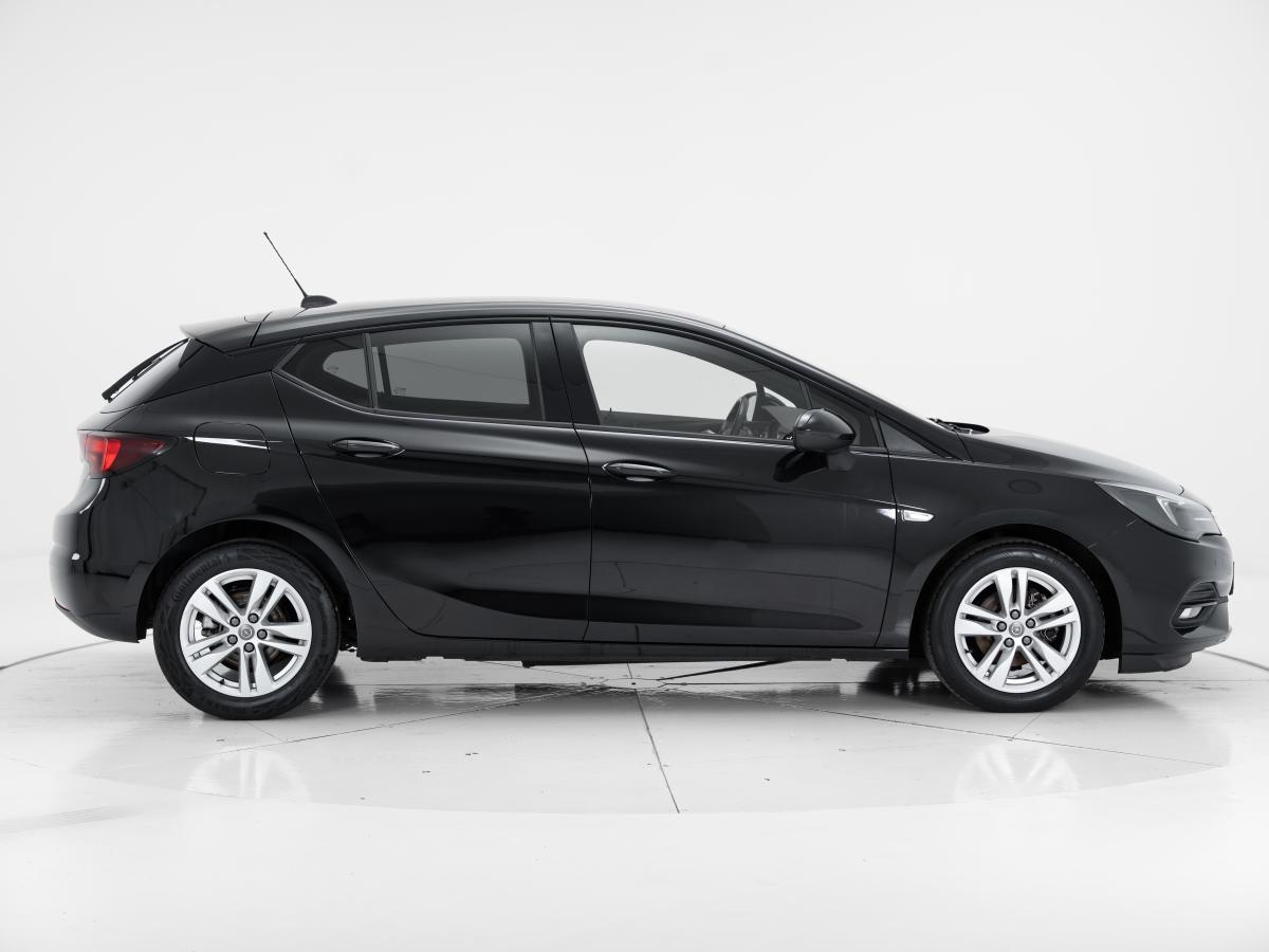 opel-astra-2020-diesel-1496cc