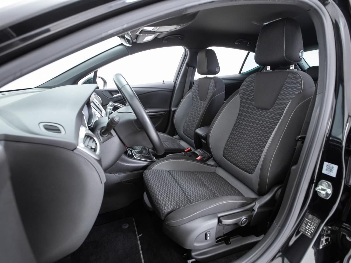 opel-astra-2020-diesel-1496cc