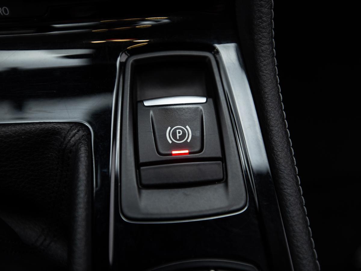 bmw-serie-2-2019-diesel-1496cc