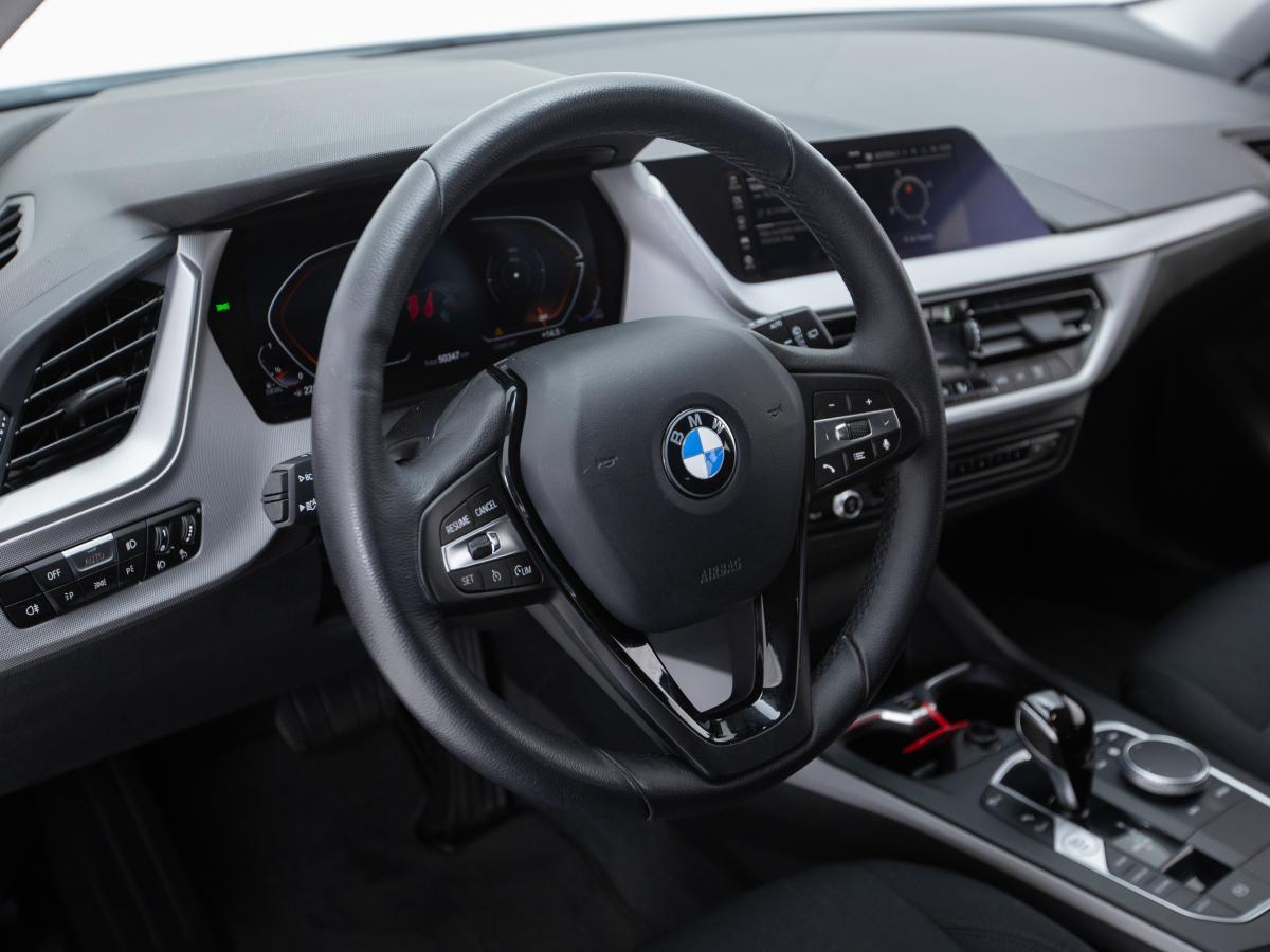 bmw-serie-1-2022-diesel-1496cc