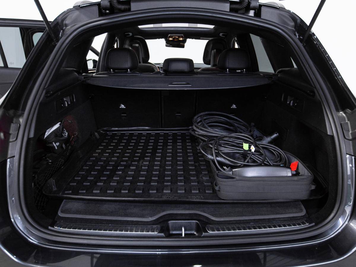 mercedes-benz-glc-2023-hibrido-a-diesel-1993cc