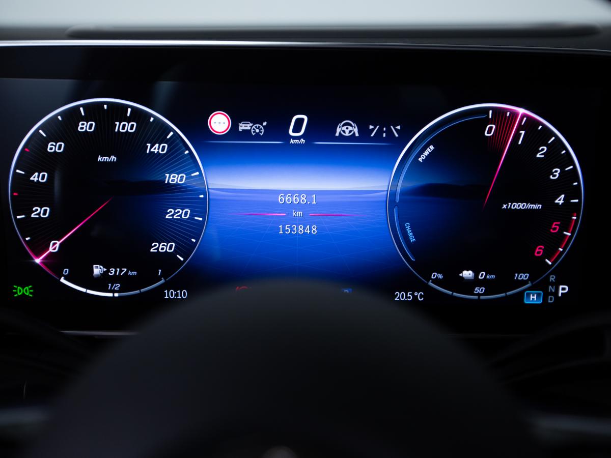 mercedes-benz-glc-2023-hibrido-a-diesel-1993cc