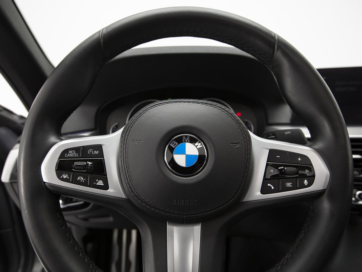bmw-serie-5-2019-hibrido-a-gasolina-1998cc
