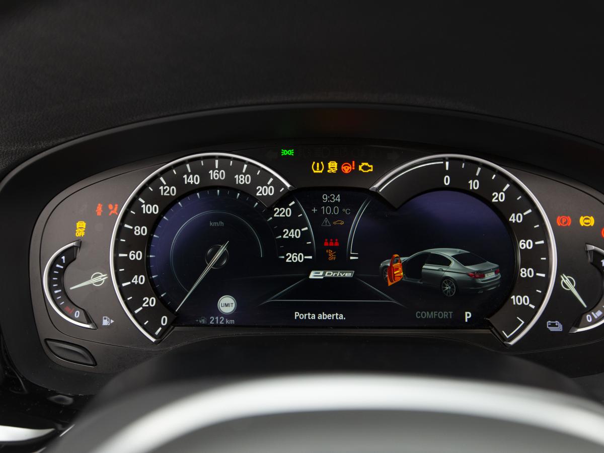 bmw-serie-5-2019-hibrido-a-gasolina-1998cc