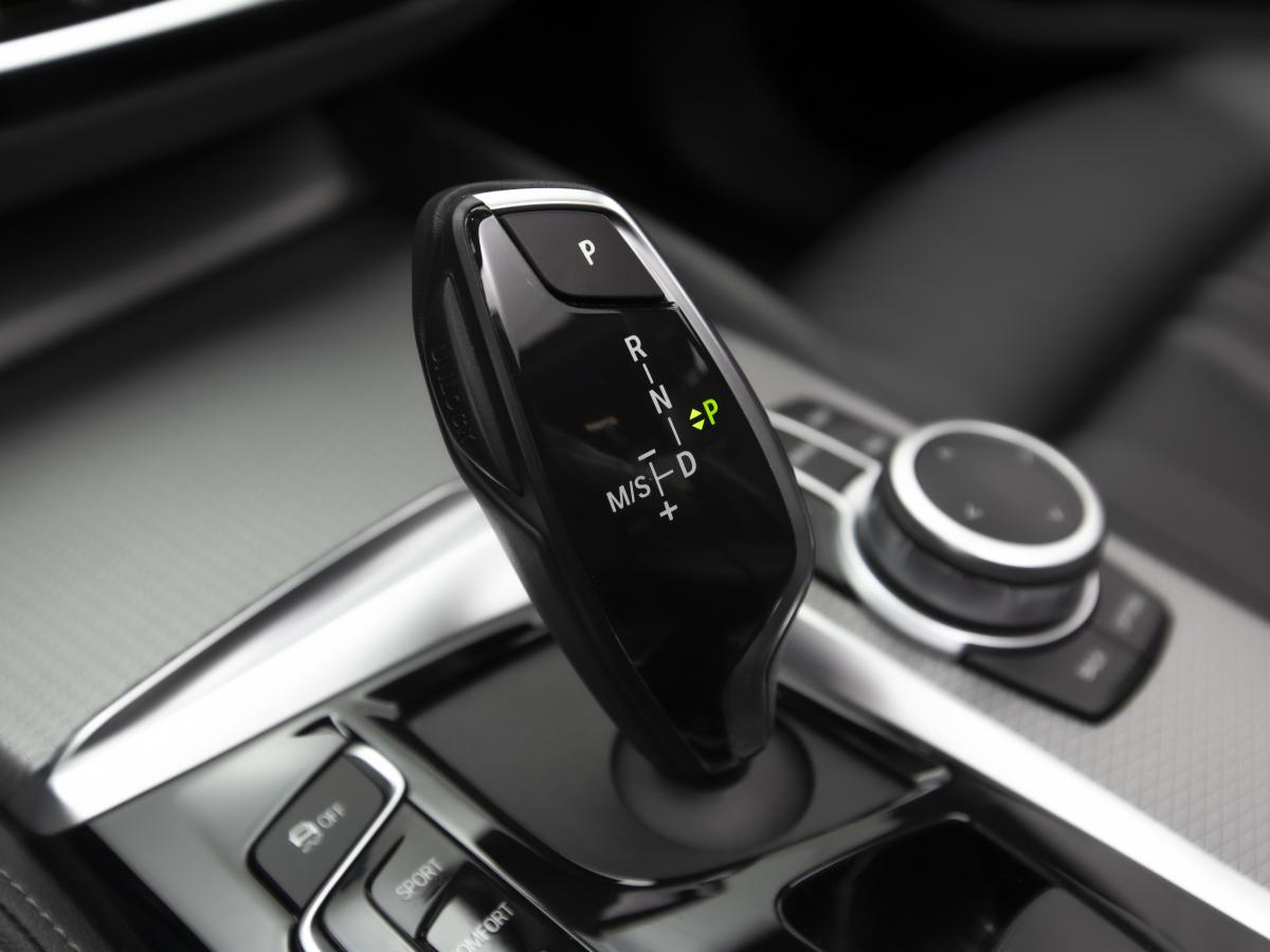 bmw-serie-5-2019-hibrido-a-gasolina-1998cc