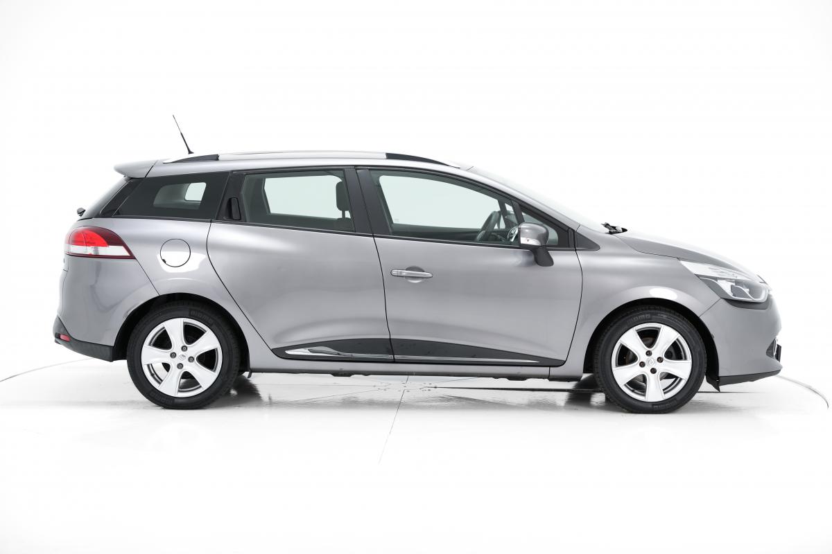 renault-clio-sport-tourer-2015-diesel-1461cc