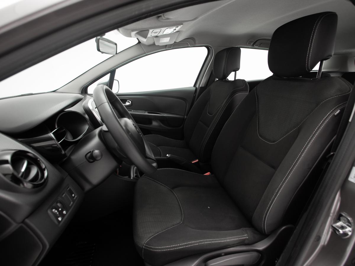 renault-clio-sport-tourer-2015-diesel-1461cc