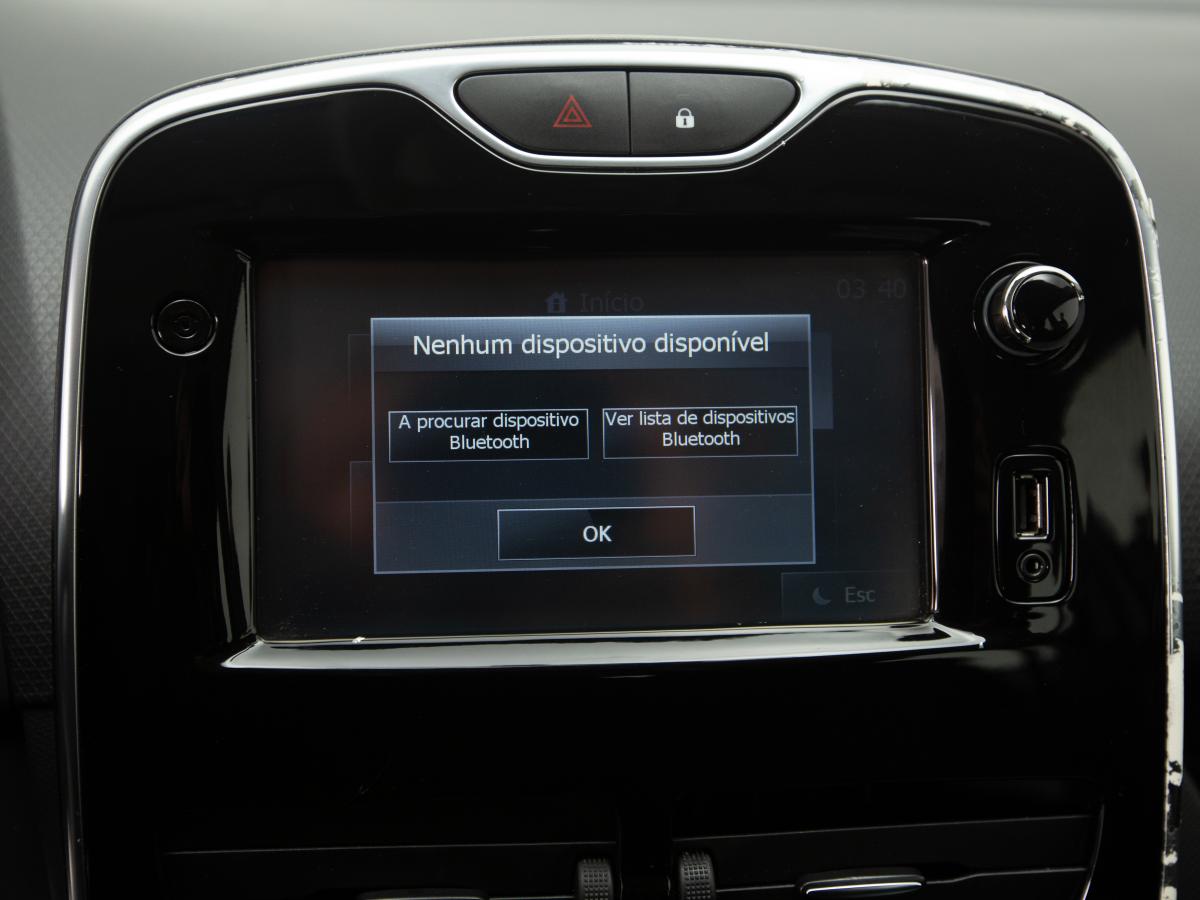 renault-clio-sport-tourer-2015-diesel-1461cc