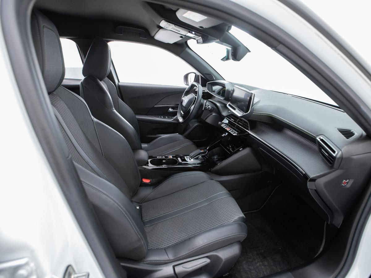 peugeot-2008-2021-diesel-1499cc