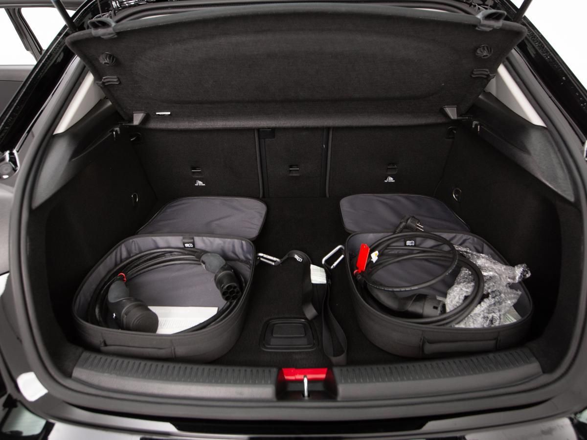 mercedes-benz-classe-a-2023-hibrido-a-gasolina-1332cc