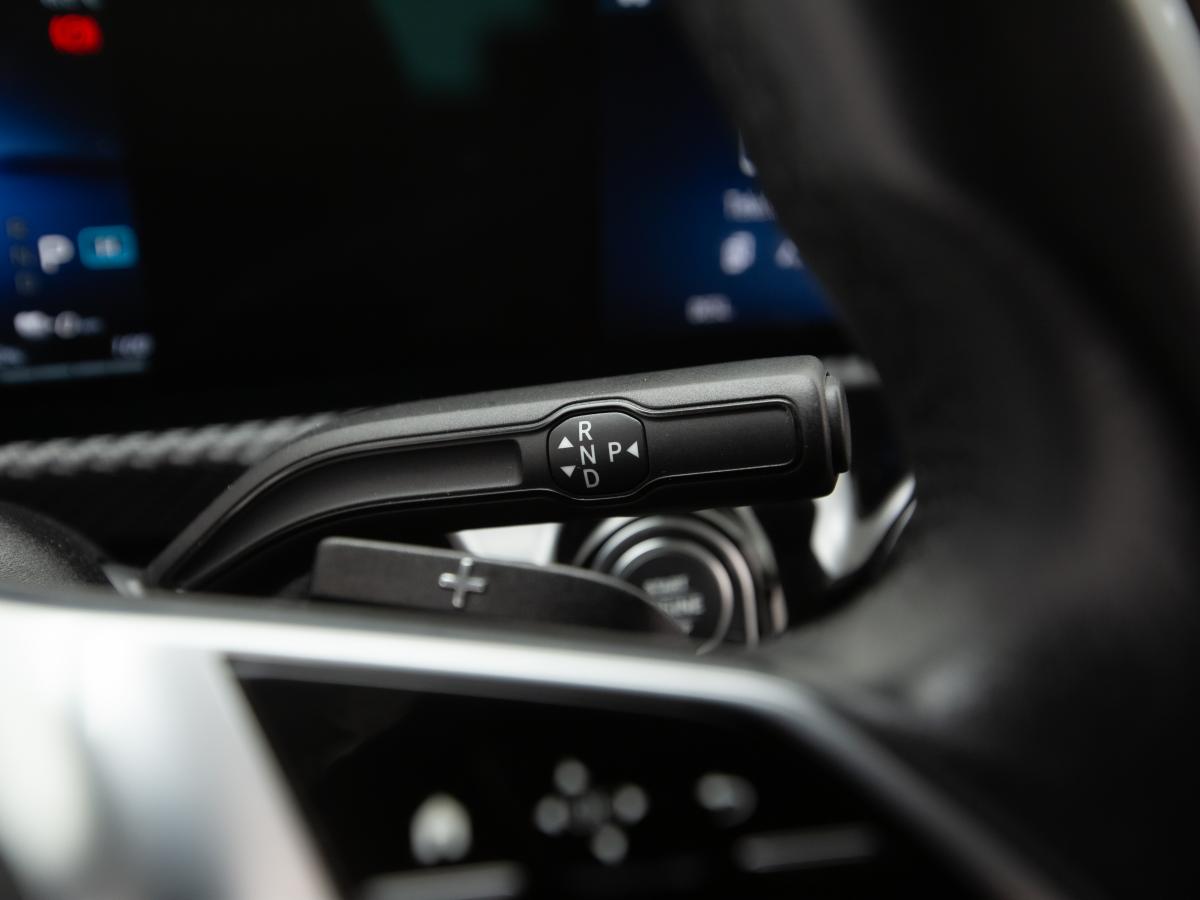 mercedes-benz-classe-a-2023-hibrido-a-gasolina-1332cc