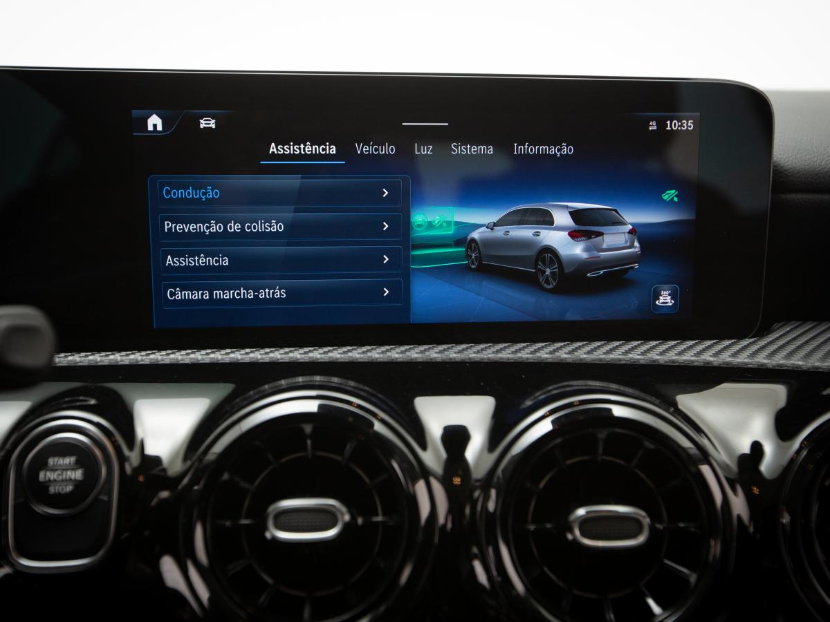mercedes-benz-classe-a-2023-hibrido-a-gasolina-1332cc