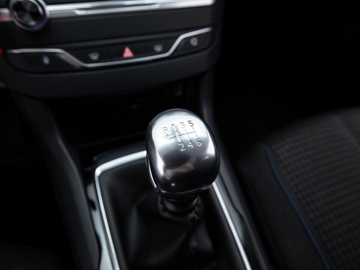 peugeot-308-2019-diesel-1499cc