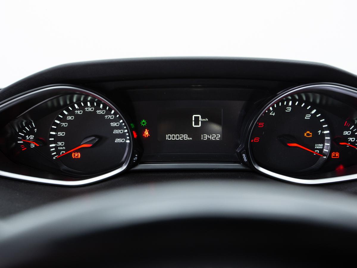 peugeot-308-2019-diesel-1499cc