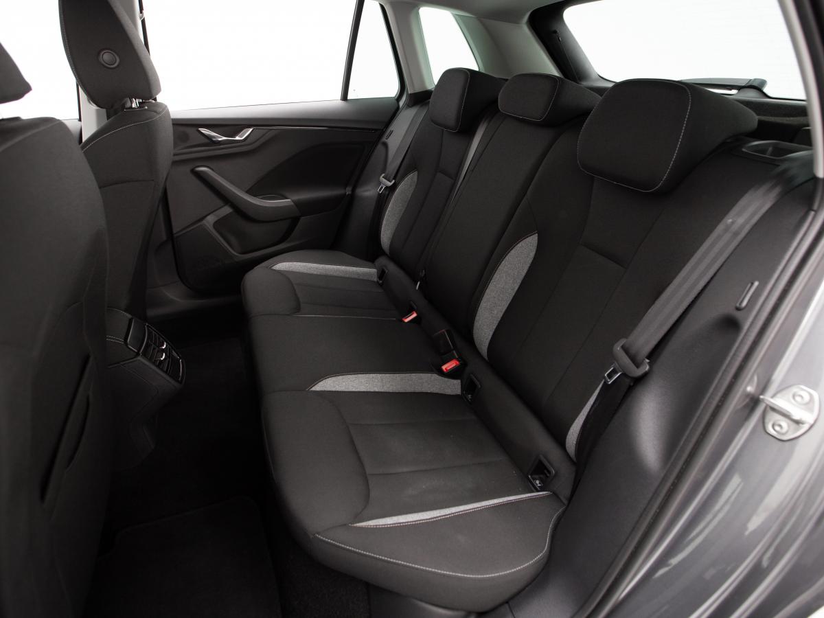 skoda-kamiq-2024-gasolina-999cc
