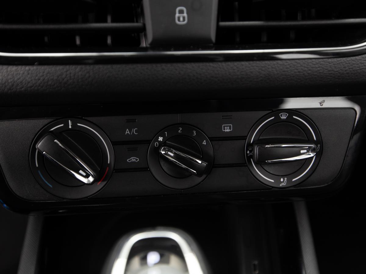 skoda-kamiq-2024-gasolina-999cc