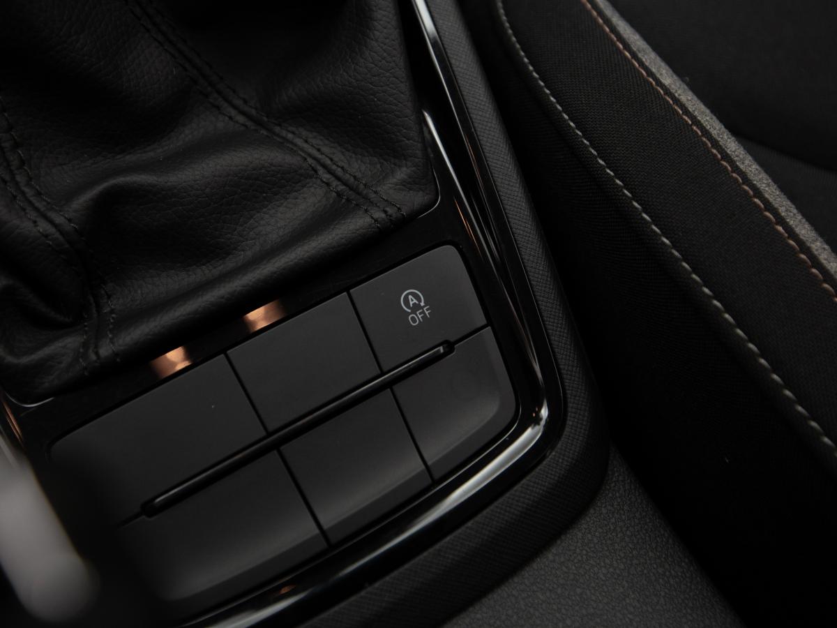 skoda-kamiq-2024-gasolina-999cc