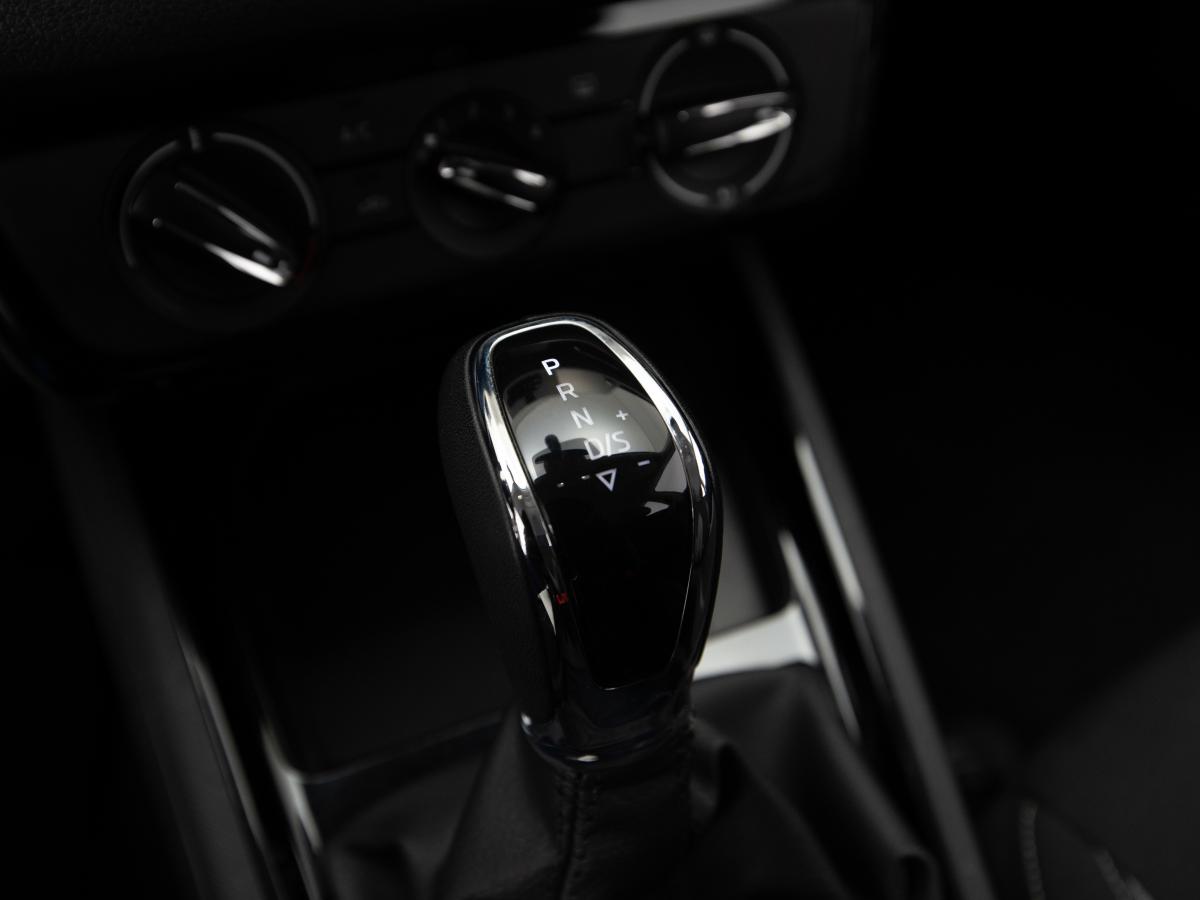 skoda-kamiq-2024-gasolina-999cc