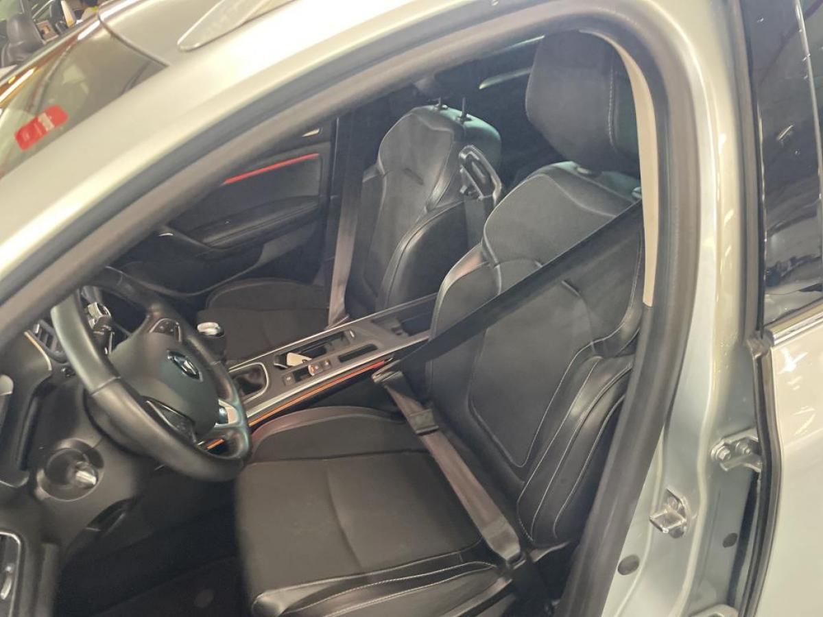 renault-megane-sport-tourer-2021-diesel-1461cc