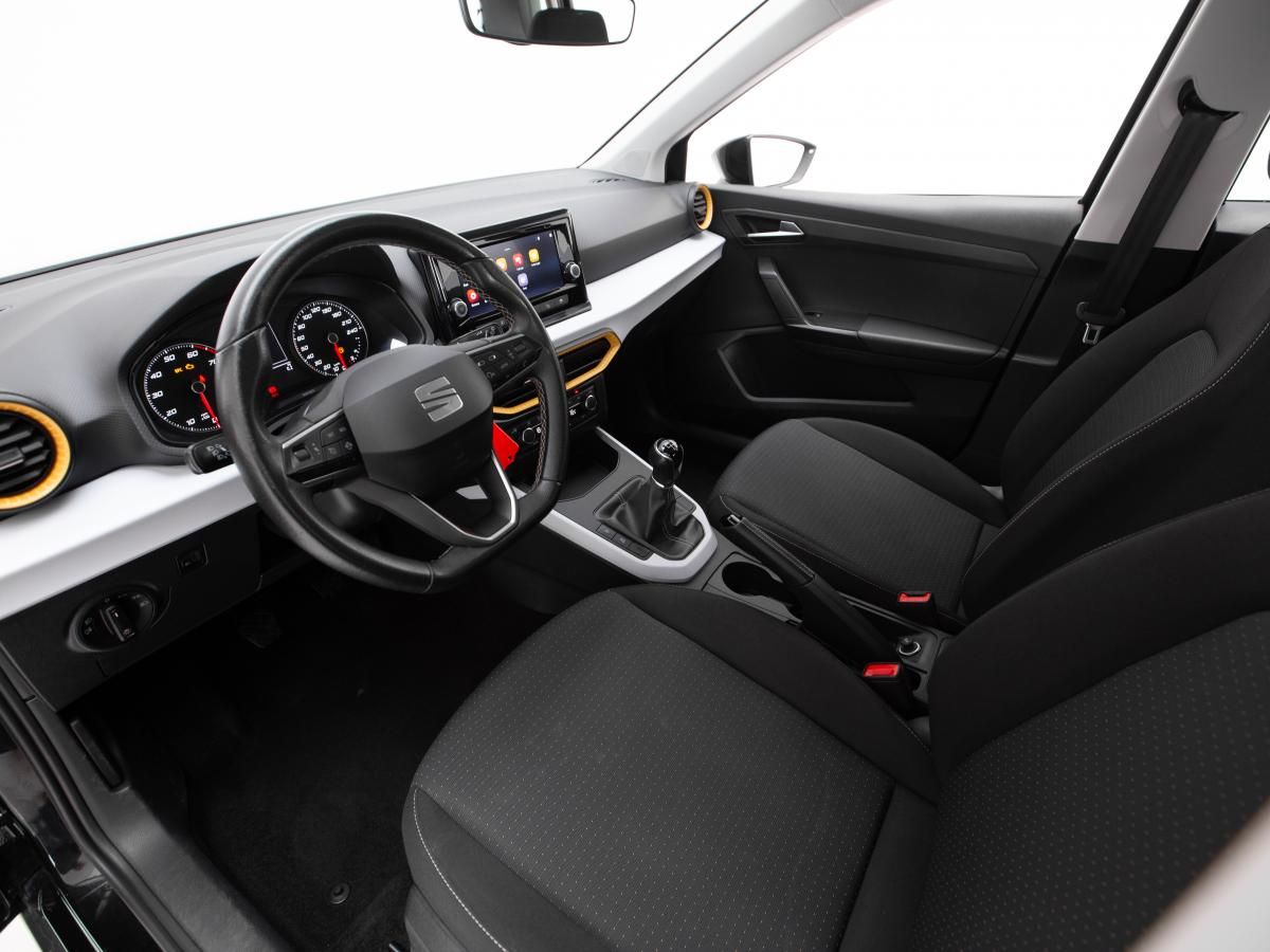 seat-arona-2023-gasolina-999cc